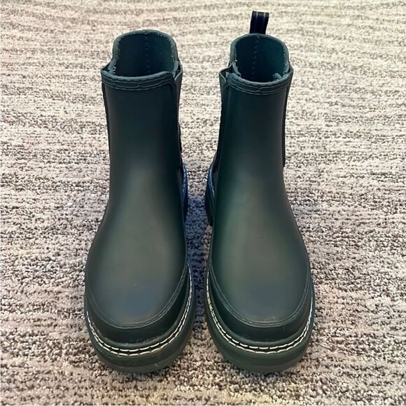 Free People x Hunter Dark Green Refined Stitch Chelsea Wellies US 6 - Picture 2 of 9